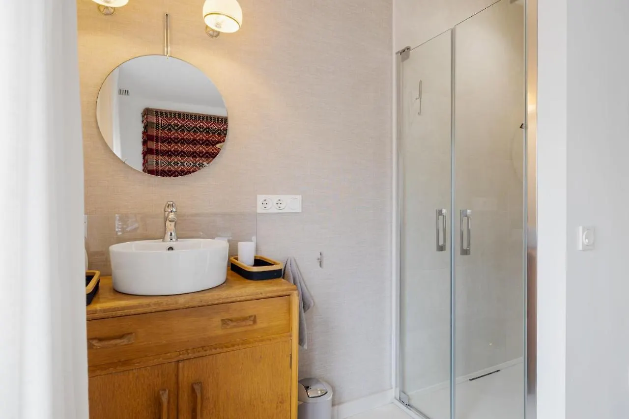 Soho 2 Bedrooms Apt Next To The Beach مالقة
